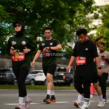 Runner Photo 4150541