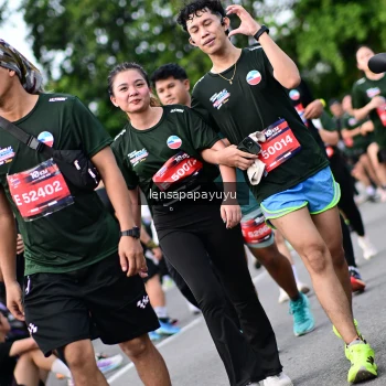 Runner Photo 4150565