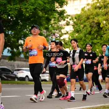 Runner Photo 4150593