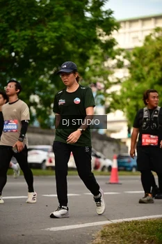 Runner Photo 4150600