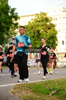 Runner Photo 4150617