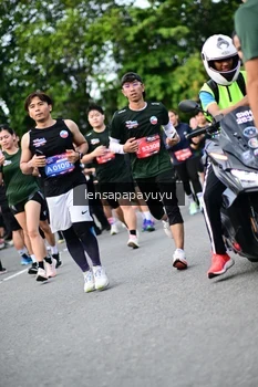 Runner Photo 4150629