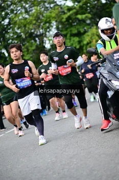 Runner Photo 4150634