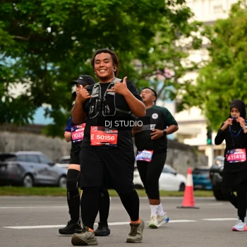 Runner Photo 4150646