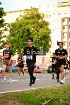 Runner Photo 4150652