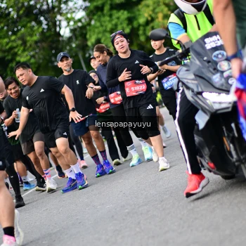 Runner Photo 4150656