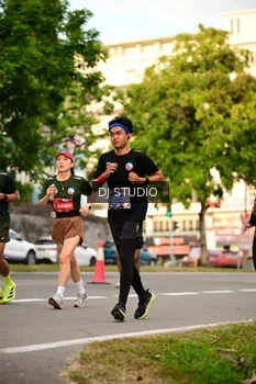 Runner Photo 4150669