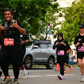 Runner Photo 4150672
