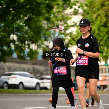 Runner Photo 4150681