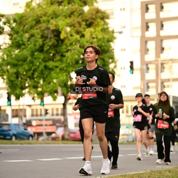 Runner Photo 4150682