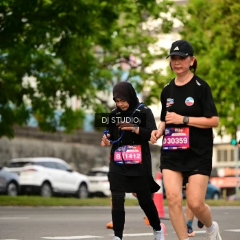 Runner Photo 4150683