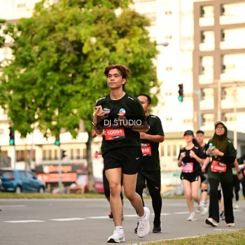 Runner Photo 4150685