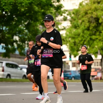 Runner Photo 4150690