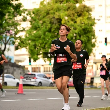Runner Photo 4150696