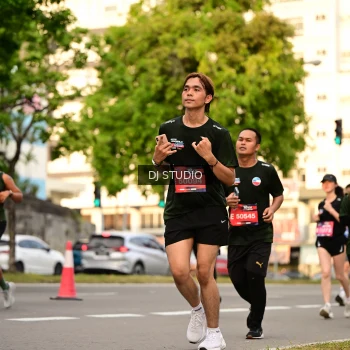 Runner Photo 4150702