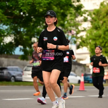 Runner Photo 4150712