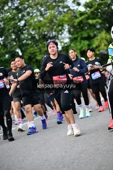 Runner Photo 4150718