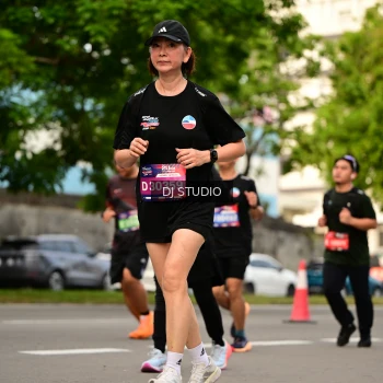 Runner Photo 4150721