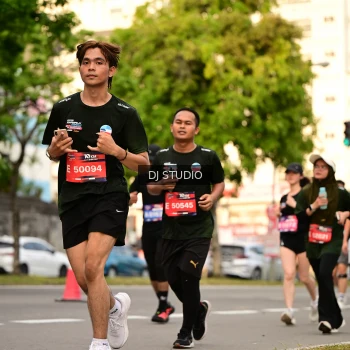 Runner Photo 4150723