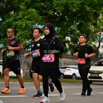 Runner Photo 4150727