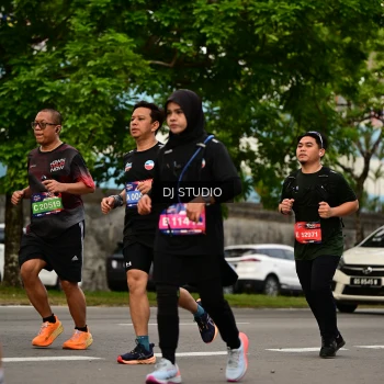 Runner Photo 4150729