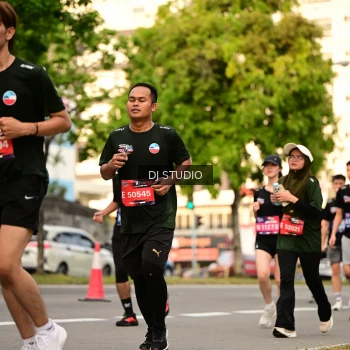 Runner Photo 4150730