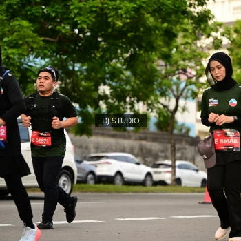 Runner Photo 4150742