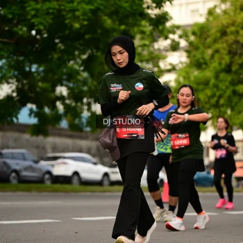 Runner Photo 4150747