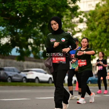 Runner Photo 4150750
