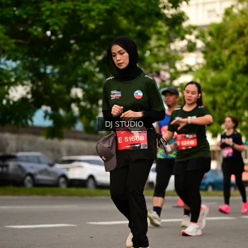 Runner Photo 4150761