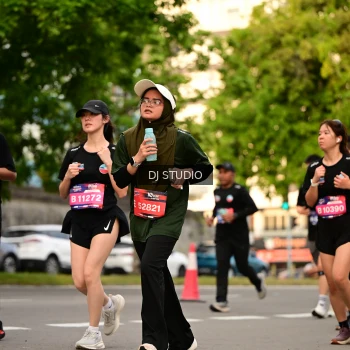Runner Photo 4150769