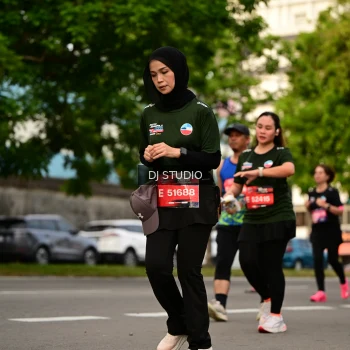 Runner Photo 4150772