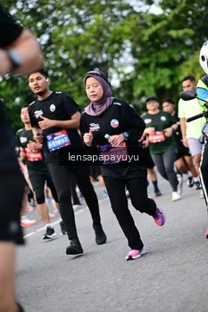 Runner Photo 4150792