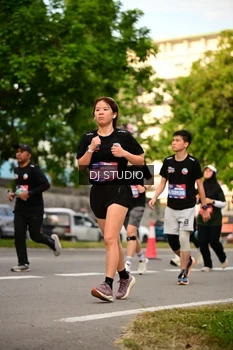 Runner Photo 4150819