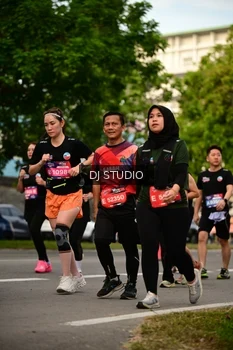 Runner Photo 4150820