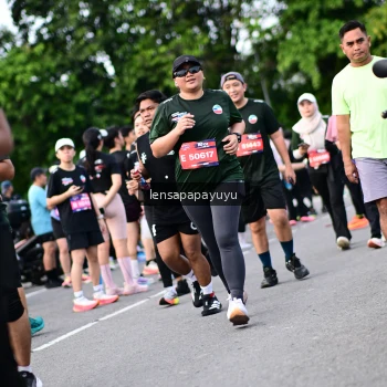 Runner Photo 4150823