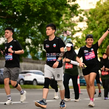 Runner Photo 4150840
