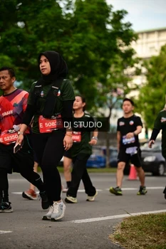 Runner Photo 4150869