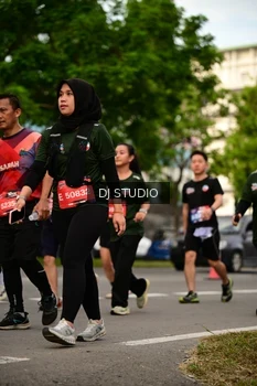 Runner Photo 4150876