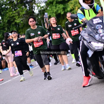 Runner Photo 4150902