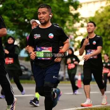 Runner Photo 4150940
