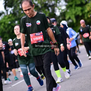 Runner Photo 4150945