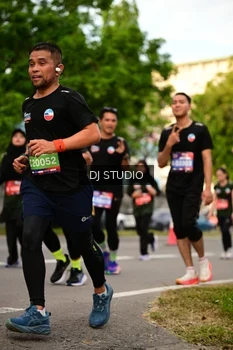 Runner Photo 4150954