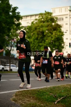 Runner Photo 4151037