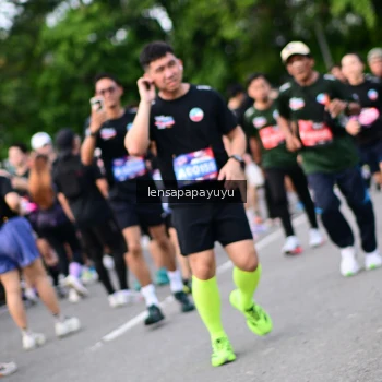 Runner Photo 4151048