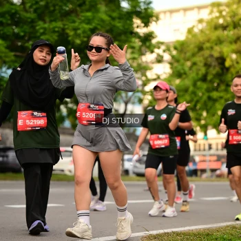 Runner Photo 4151056
