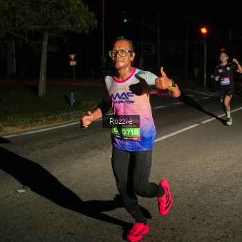 Runner Photo 4151066