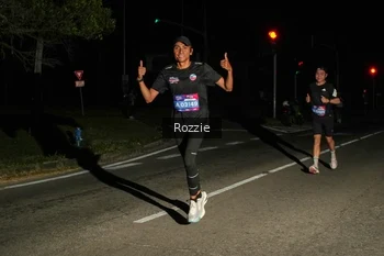 Runner Photo 4151078