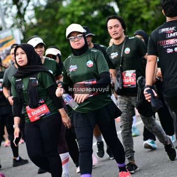 Runner Photo 4151105