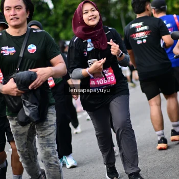 Runner Photo 4151118